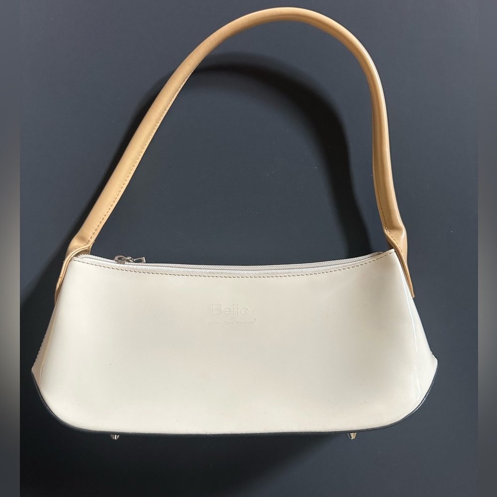 Beijo Cream and Tan Shoulder Bag - Picture 4 of 11